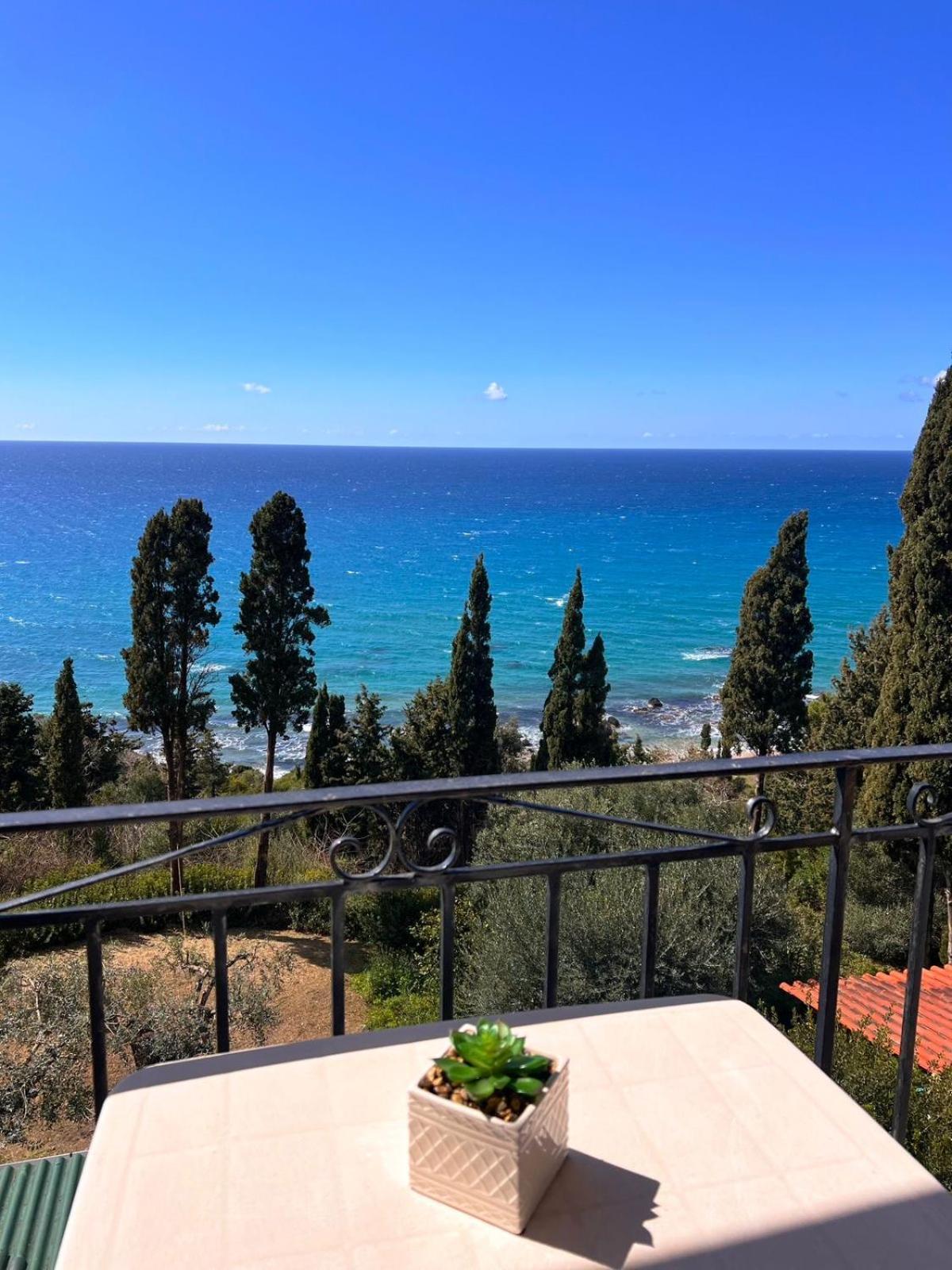 Stefanos Apartments By Sv Alians Agios Gordios  Luaran gambar